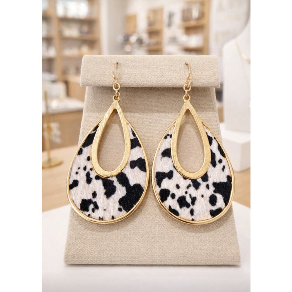 🌴 Pick 3 For $15 Gold Cow Faux Fur Patten Oval Earrings New